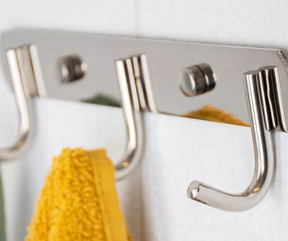 15 Bathroom Must-Haves: The Ultimate Bathroom Accessories List