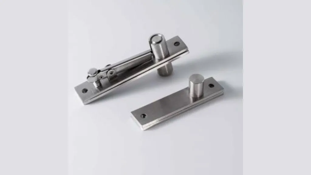 Pivot Hinge