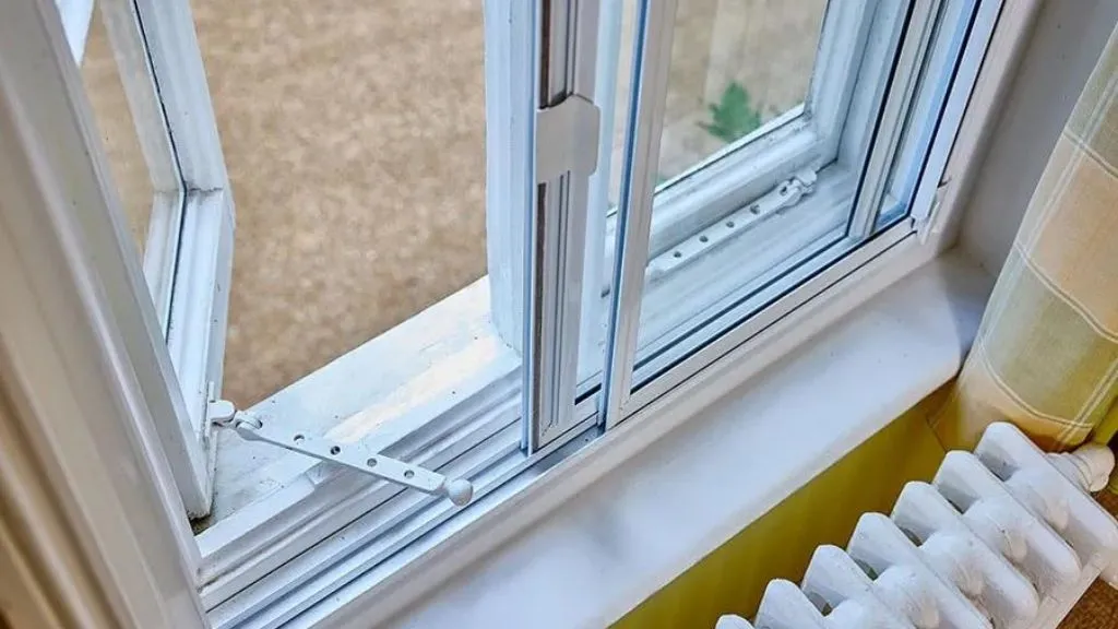 Secondary Glazing or Double Glazing