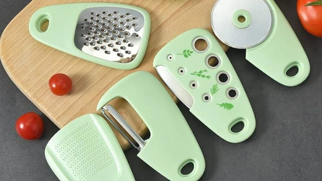 Kitchen gadgets